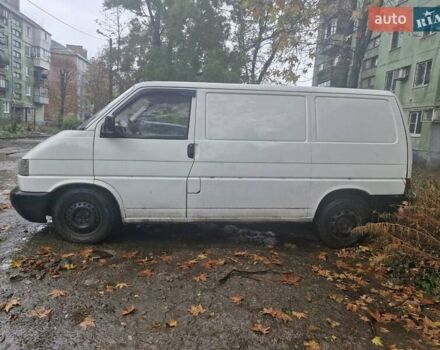 Білий Фольксваген Transporter, об'ємом двигуна 2.4 л та пробігом 400 тис. км за 4500 $, фото 4 на Automoto.ua