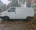 Білий Фольксваген Transporter, об'ємом двигуна 2.4 л та пробігом 400 тис. км за 4500 $, фото 4 на Automoto.ua