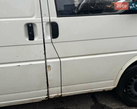 Білий Фольксваген Transporter, об'ємом двигуна 1.9 л та пробігом 330 тис. км за 4200 $, фото 3 на Automoto.ua