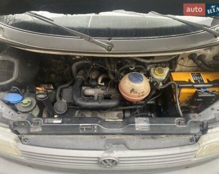 Белый Фольксваген Transporter, объемом двигателя 2.5 л и пробегом 276 тыс. км за 4550 $, фото 18 на Automoto.ua