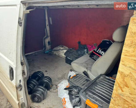 Белый Фольксваген Transporter, объемом двигателя 2.5 л и пробегом 849 тыс. км за 4000 $, фото 5 на Automoto.ua