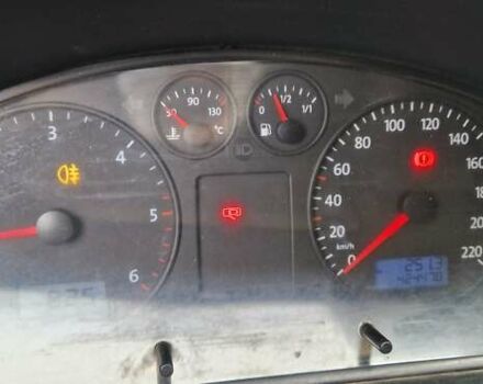 Белый Фольксваген Transporter, объемом двигателя 2.46 л и пробегом 425 тыс. км за 4900 $, фото 5 на Automoto.ua