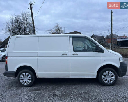 Белый Фольксваген Transporter, объемом двигателя 1.9 л и пробегом 372 тыс. км за 6000 $, фото 9 на Automoto.ua