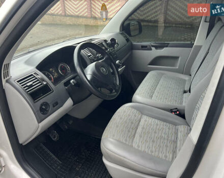 Белый Фольксваген Transporter, объемом двигателя 1.97 л и пробегом 239 тыс. км за 10900 $, фото 8 на Automoto.ua