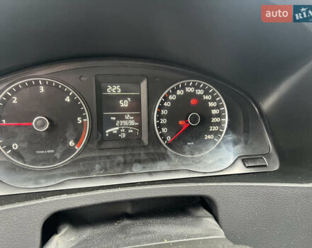 Белый Фольксваген Transporter, объемом двигателя 1.97 л и пробегом 239 тыс. км за 10900 $, фото 9 на Automoto.ua