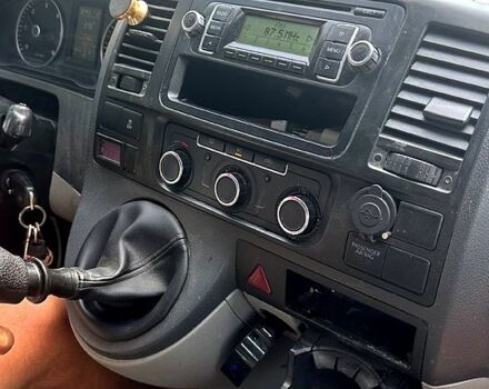 Белый Фольксваген Transporter, объемом двигателя 2 л и пробегом 452 тыс. км за 7500 $, фото 11 на Automoto.ua