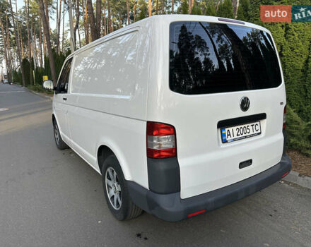Білий Фольксваген Transporter, об'ємом двигуна 2 л та пробігом 448 тис. км за 15800 $, фото 4 на Automoto.ua