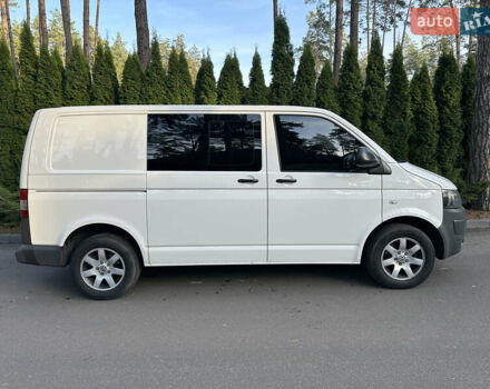 Білий Фольксваген Transporter, об'ємом двигуна 2 л та пробігом 448 тис. км за 15800 $, фото 8 на Automoto.ua