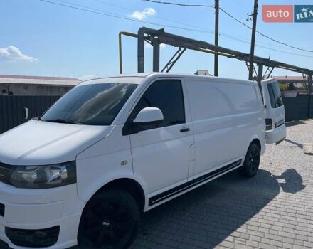 Белый Фольксваген Transporter, объемом двигателя 1.97 л и пробегом 345 тыс. км за 13000 $, фото 3 на Automoto.ua