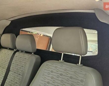 Белый Фольксваген Transporter, объемом двигателя 1.97 л и пробегом 310 тыс. км за 11999 $, фото 13 на Automoto.ua