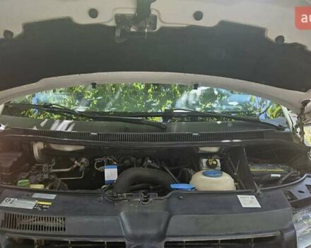 Белый Фольксваген Transporter, объемом двигателя 1.97 л и пробегом 310 тыс. км за 11999 $, фото 18 на Automoto.ua