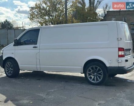 Белый Фольксваген Transporter, объемом двигателя 2 л и пробегом 466 тыс. км за 10000 $, фото 2 на Automoto.ua