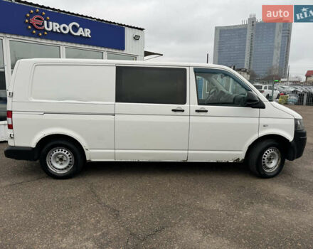 Белый Фольксваген Transporter, объемом двигателя 1.97 л и пробегом 648 тыс. км за 7500 $, фото 7 на Automoto.ua