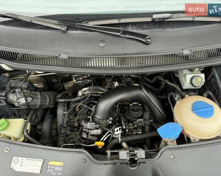 Белый Фольксваген Transporter, объемом двигателя 1.97 л и пробегом 648 тыс. км за 7500 $, фото 40 на Automoto.ua