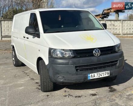 Белый Фольксваген Transporter, объемом двигателя 2 л и пробегом 466 тыс. км за 10000 $, фото 11 на Automoto.ua