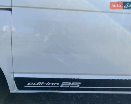 Белый Фольксваген Transporter, объемом двигателя 1.97 л и пробегом 366 тыс. км за 14000 $, фото 5 на Automoto.ua