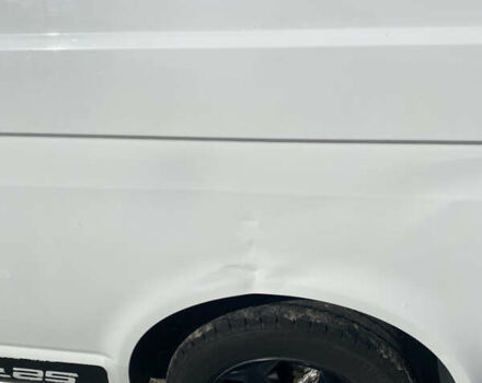 Белый Фольксваген Transporter, объемом двигателя 1.97 л и пробегом 366 тыс. км за 14000 $, фото 3 на Automoto.ua