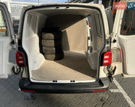 Белый Фольксваген Transporter, объемом двигателя 1.97 л и пробегом 384 тыс. км за 19999 $, фото 6 на Automoto.ua