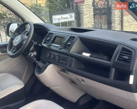 Белый Фольксваген Transporter, объемом двигателя 2 л и пробегом 264 тыс. км за 16500 $, фото 33 на Automoto.ua