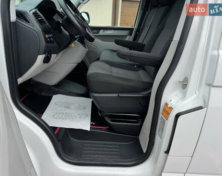 Белый Фольксваген Transporter, объемом двигателя 2 л и пробегом 237 тыс. км за 19700 $, фото 31 на Automoto.ua