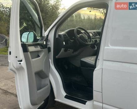Белый Фольксваген Transporter, объемом двигателя 2 л и пробегом 264 тыс. км за 16500 $, фото 39 на Automoto.ua