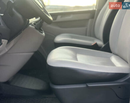 Белый Фольксваген Transporter, объемом двигателя 2 л и пробегом 264 тыс. км за 16500 $, фото 27 на Automoto.ua