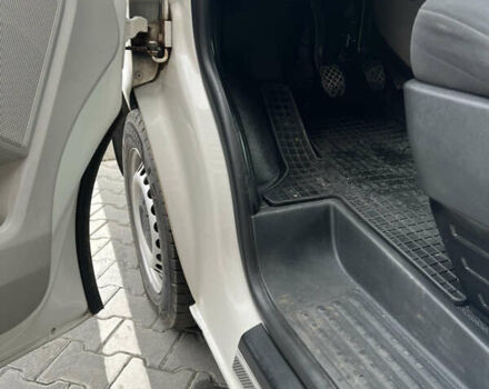 Белый Фольксваген Transporter, объемом двигателя 1.97 л и пробегом 384 тыс. км за 19999 $, фото 10 на Automoto.ua