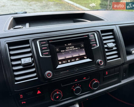 Белый Фольксваген Transporter, объемом двигателя 2 л и пробегом 237 тыс. км за 19950 $, фото 28 на Automoto.ua