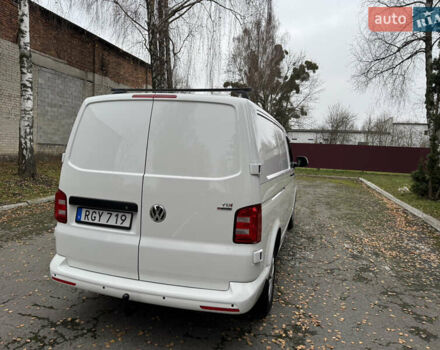 Белый Фольксваген Transporter, объемом двигателя 2 л и пробегом 237 тыс. км за 19950 $, фото 10 на Automoto.ua