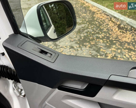 Белый Фольксваген Transporter, объемом двигателя 2 л и пробегом 237 тыс. км за 19950 $, фото 38 на Automoto.ua