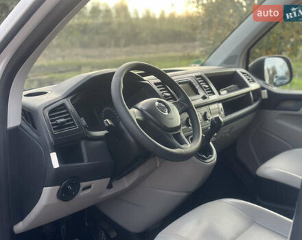 Белый Фольксваген Transporter, объемом двигателя 2 л и пробегом 264 тыс. км за 16500 $, фото 19 на Automoto.ua