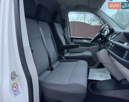 Белый Фольксваген Transporter, объемом двигателя 2 л и пробегом 237 тыс. км за 19700 $, фото 52 на Automoto.ua