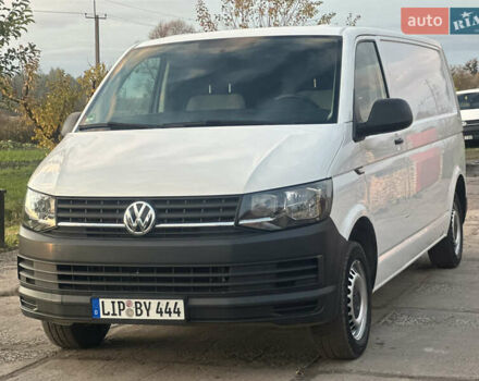 Белый Фольксваген Transporter, объемом двигателя 2 л и пробегом 264 тыс. км за 16500 $, фото 1 на Automoto.ua