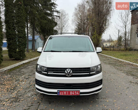 Белый Фольксваген Transporter, объемом двигателя 2 л и пробегом 237 тыс. км за 19950 $, фото 2 на Automoto.ua