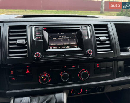 Белый Фольксваген Transporter, объемом двигателя 2 л и пробегом 237 тыс. км за 19950 $, фото 31 на Automoto.ua