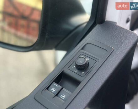 Белый Фольксваген Transporter, объемом двигателя 2 л и пробегом 264 тыс. км за 16500 $, фото 39 на Automoto.ua