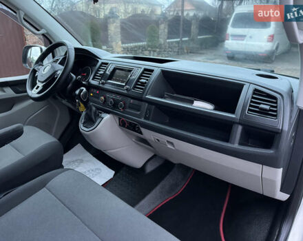 Белый Фольксваген Transporter, объемом двигателя 2 л и пробегом 237 тыс. км за 19700 $, фото 54 на Automoto.ua