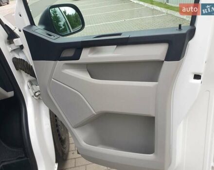 Белый Фольксваген Transporter, объемом двигателя 2 л и пробегом 254 тыс. км за 18999 $, фото 9 на Automoto.ua