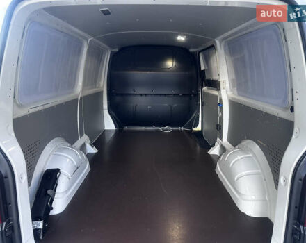 Белый Фольксваген Transporter, объемом двигателя 2 л и пробегом 219 тыс. км за 18200 $, фото 29 на Automoto.ua