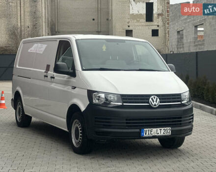 Білий Фольксваген Transporter, об'ємом двигуна 2 л та пробігом 219 тис. км за 17900 $, фото 11 на Automoto.ua