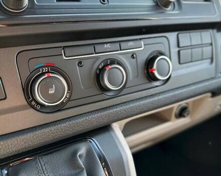 Белый Фольксваген Transporter, объемом двигателя 1.97 л и пробегом 200 тыс. км за 17499 $, фото 13 на Automoto.ua