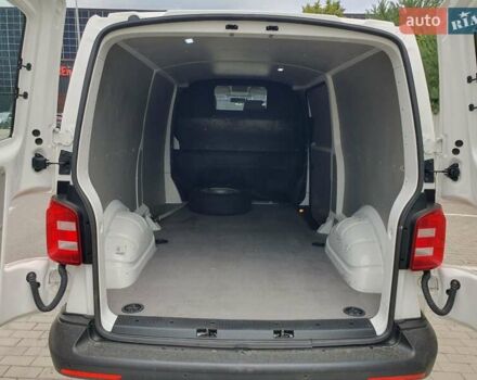 Белый Фольксваген Transporter, объемом двигателя 2 л и пробегом 254 тыс. км за 18999 $, фото 8 на Automoto.ua