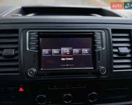 Белый Фольксваген Transporter, объемом двигателя 2 л и пробегом 244 тыс. км за 18100 $, фото 34 на Automoto.ua