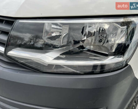 Белый Фольксваген Transporter, объемом двигателя 0 л и пробегом 280 тыс. км за 19500 $, фото 2 на Automoto.ua