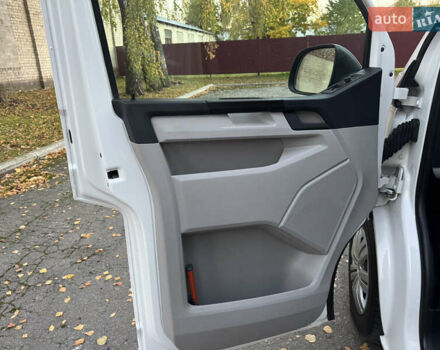 Белый Фольксваген Transporter, объемом двигателя 2 л и пробегом 244 тыс. км за 18100 $, фото 18 на Automoto.ua