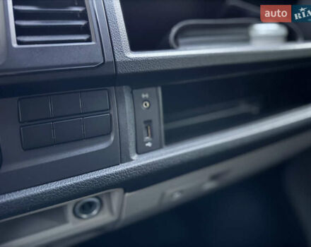 Білий Фольксваген Transporter, об'ємом двигуна 2 л та пробігом 244 тис. км за 18200 $, фото 31 на Automoto.ua