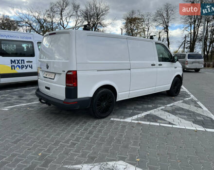 Белый Фольксваген Transporter, объемом двигателя 2 л и пробегом 278 тыс. км за 20600 $, фото 2 на Automoto.ua