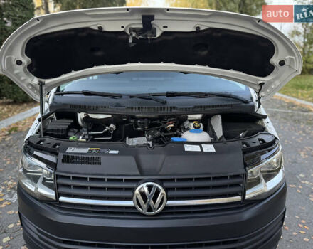 Білий Фольксваген Transporter, об'ємом двигуна 2 л та пробігом 244 тис. км за 18200 $, фото 55 на Automoto.ua