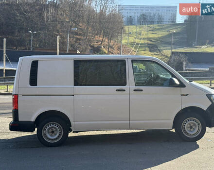 Белый Фольксваген Transporter, объемом двигателя 2 л и пробегом 80 тыс. км за 22500 $, фото 2 на Automoto.ua