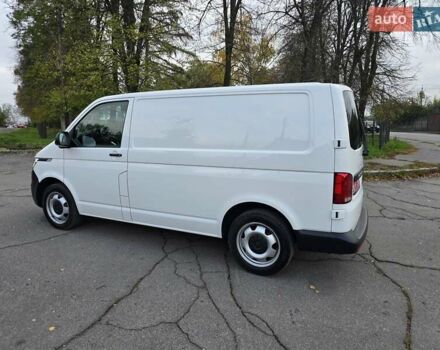 Белый Фольксваген Transporter, объемом двигателя 1.97 л и пробегом 195 тыс. км за 26300 $, фото 5 на Automoto.ua